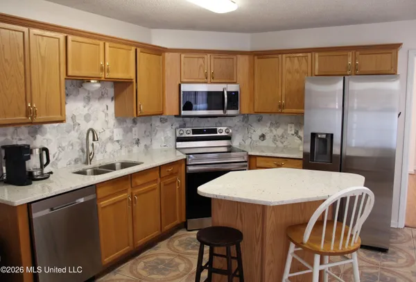 $290,000 | 12760 Fox Bend Lane, Olive Branch, MS 38654
