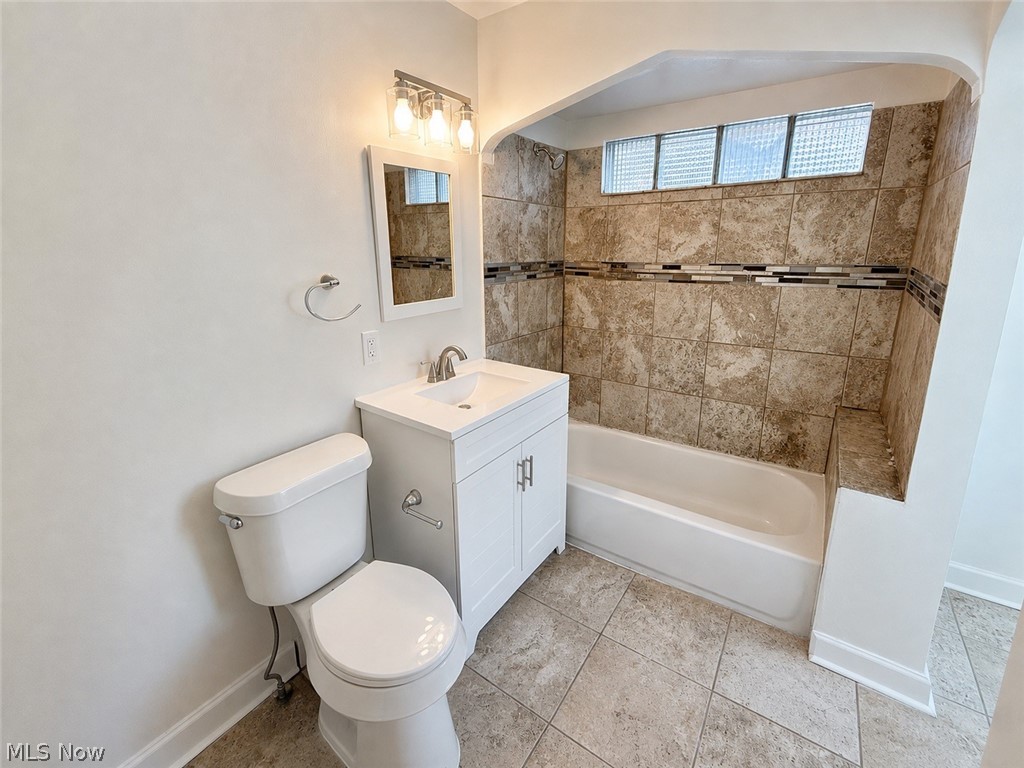 4018 Bushnell Road University Heights, OH 44118 - Photo 19 of 36 Gallery Image 19