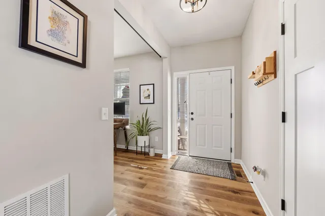 $499,900 | 1233 Orchard Road, Waconia, MN 55387