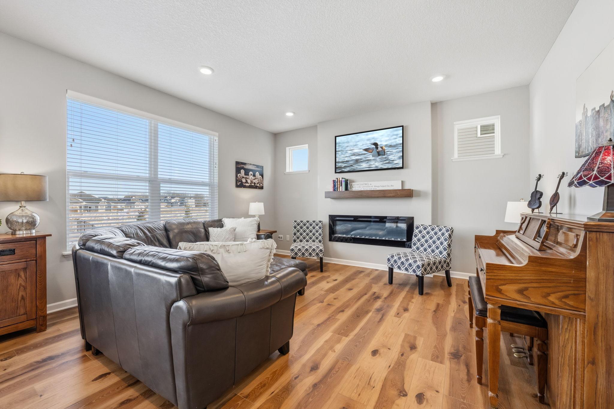 1233 Orchard Road Waconia, MN 55387 - Photo 10 of 46