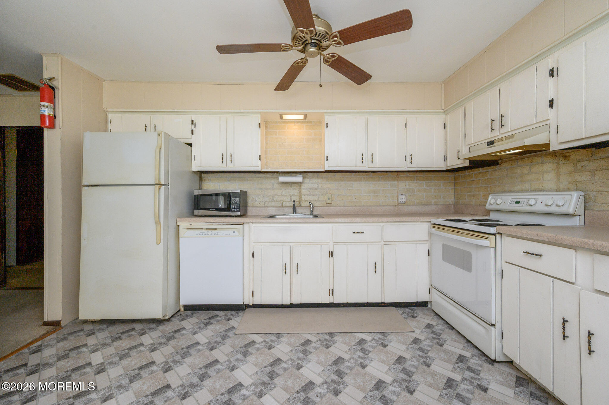839 Bowman Road Jackson, NJ 08527 - Photo 11 of 27 _DSC0162