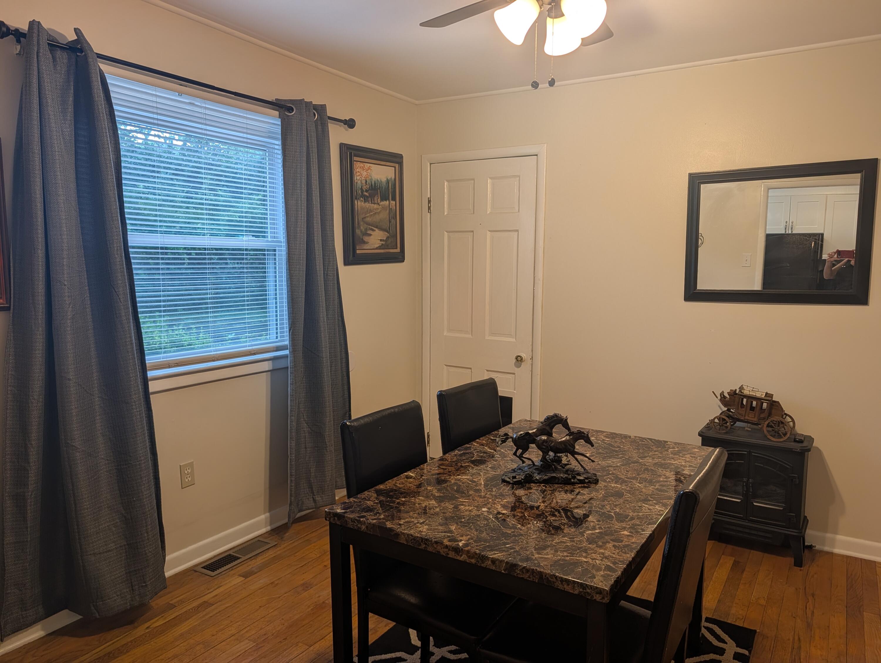 341 Vermont Avenue Oak Ridge, TN 37830 - Photo 24 of 79 PXL_20260814_183506964.RAW-01