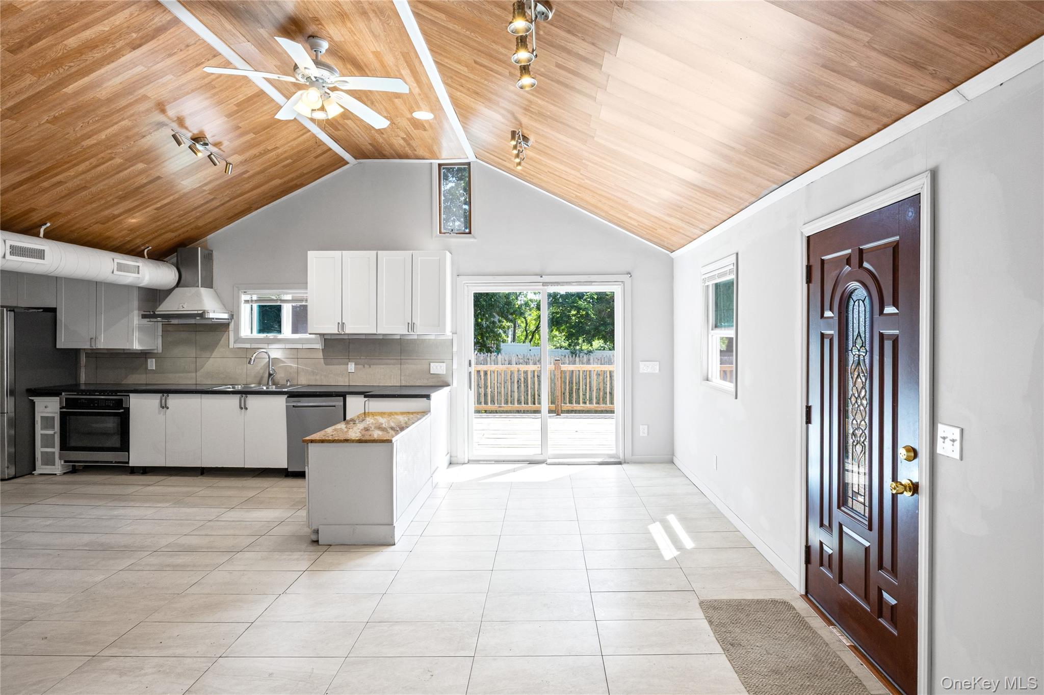 3 Laurel Road West Mastic Beach, NY 11951 - Photo 7 of 29