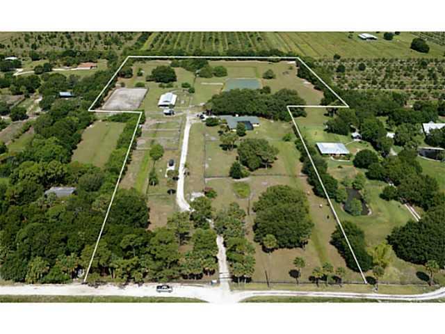 2069 South Brocksmith Road Fort Pierce, FL 34945 - Photo 2 of 25 Gallery Image 2