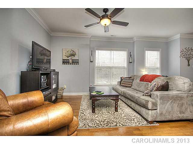 4162 Walker Road, Unit 4162 Charlotte, NC 28211 - Photo 5 of 16 Gallery Image 5