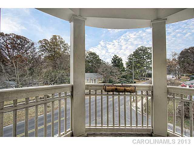 4162 Walker Road, Unit 4162 Charlotte, NC 28211 - Photo 9 of 16 Gallery Image 9