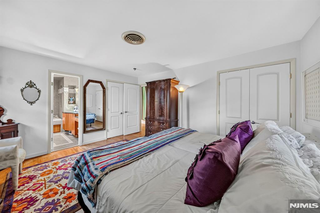 1230 Duncan Road Fort Lee, NJ 07024 - Photo 21 of 50
