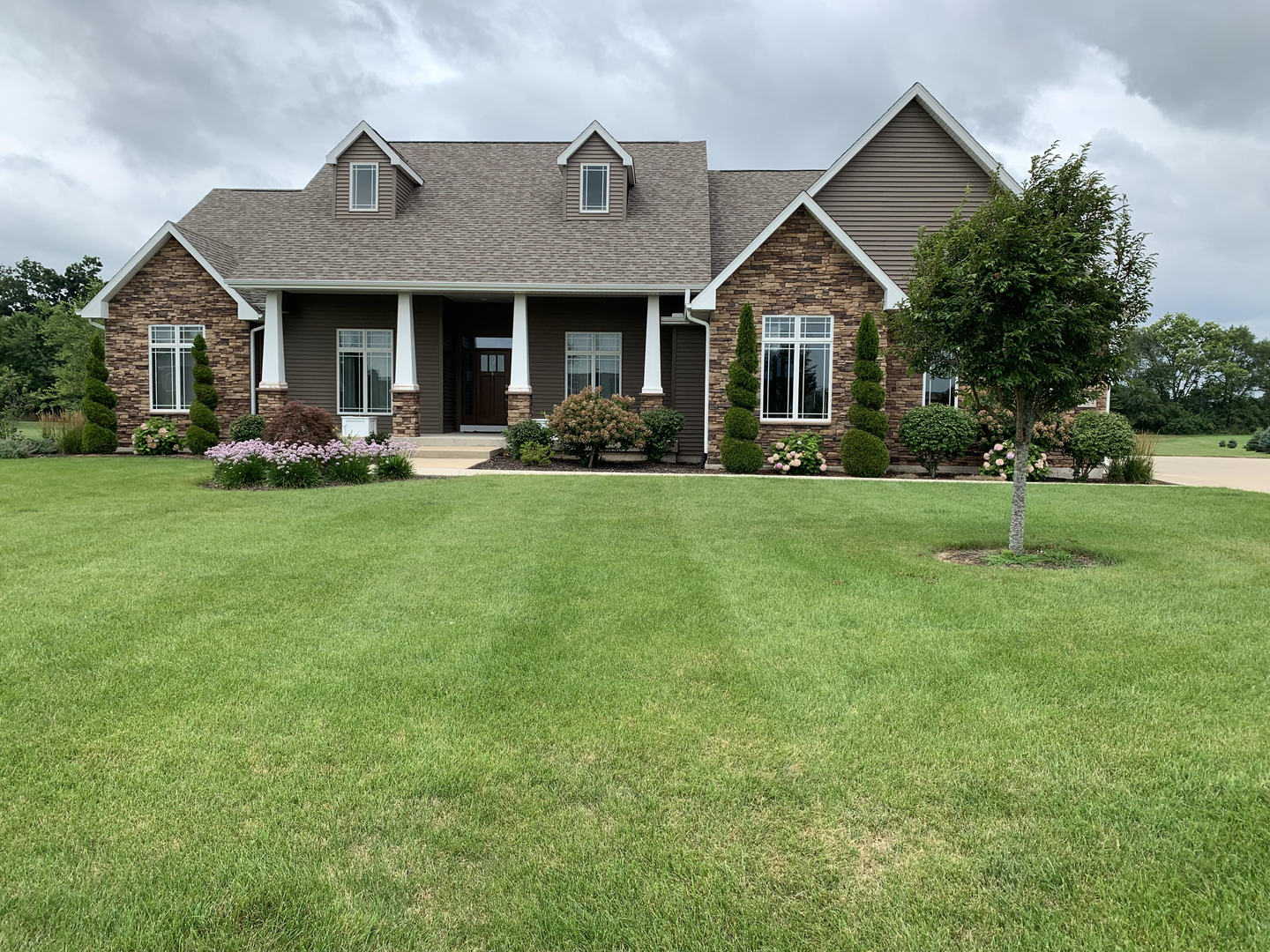 4824 South Richard Road Rochelle, IL 61068 - Photo 1 of 49