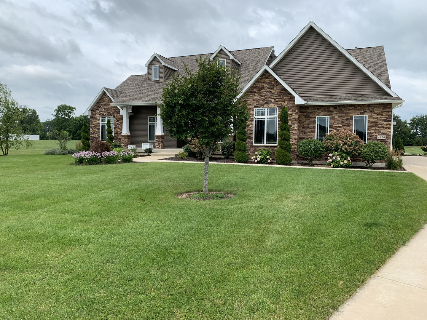 4824 South Richard Road Rochelle, IL 61068 - Photo 2 of 49