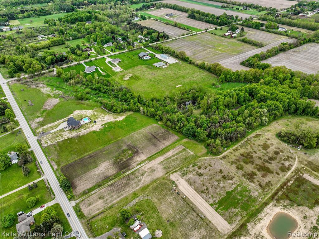 65577 Romeo Plank Road Ray, MI 48096 - Photo 4 of 44