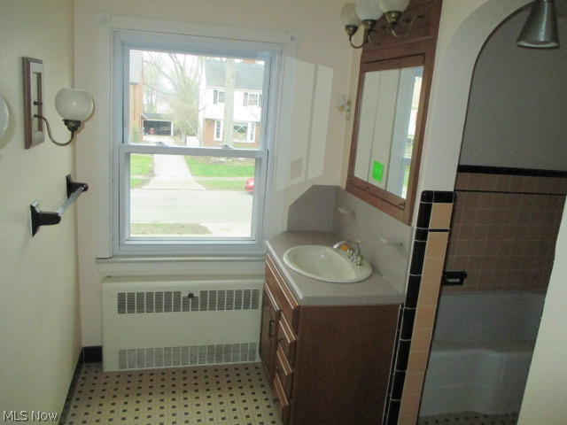 2534 Milton Road Cleveland, OH 44118 - Photo 6 of 25 Gallery Image 6