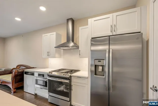 $479,000 | 5307 Rio Vista Lane, Northvale, NJ 07647