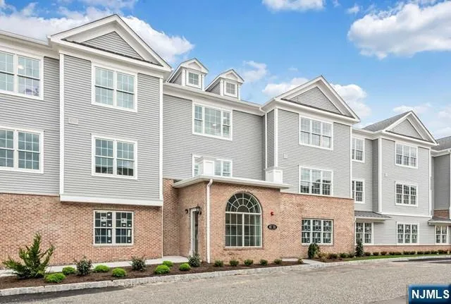 $499,900 | 5307 Rio Vista Lane, Northvale, NJ 07647