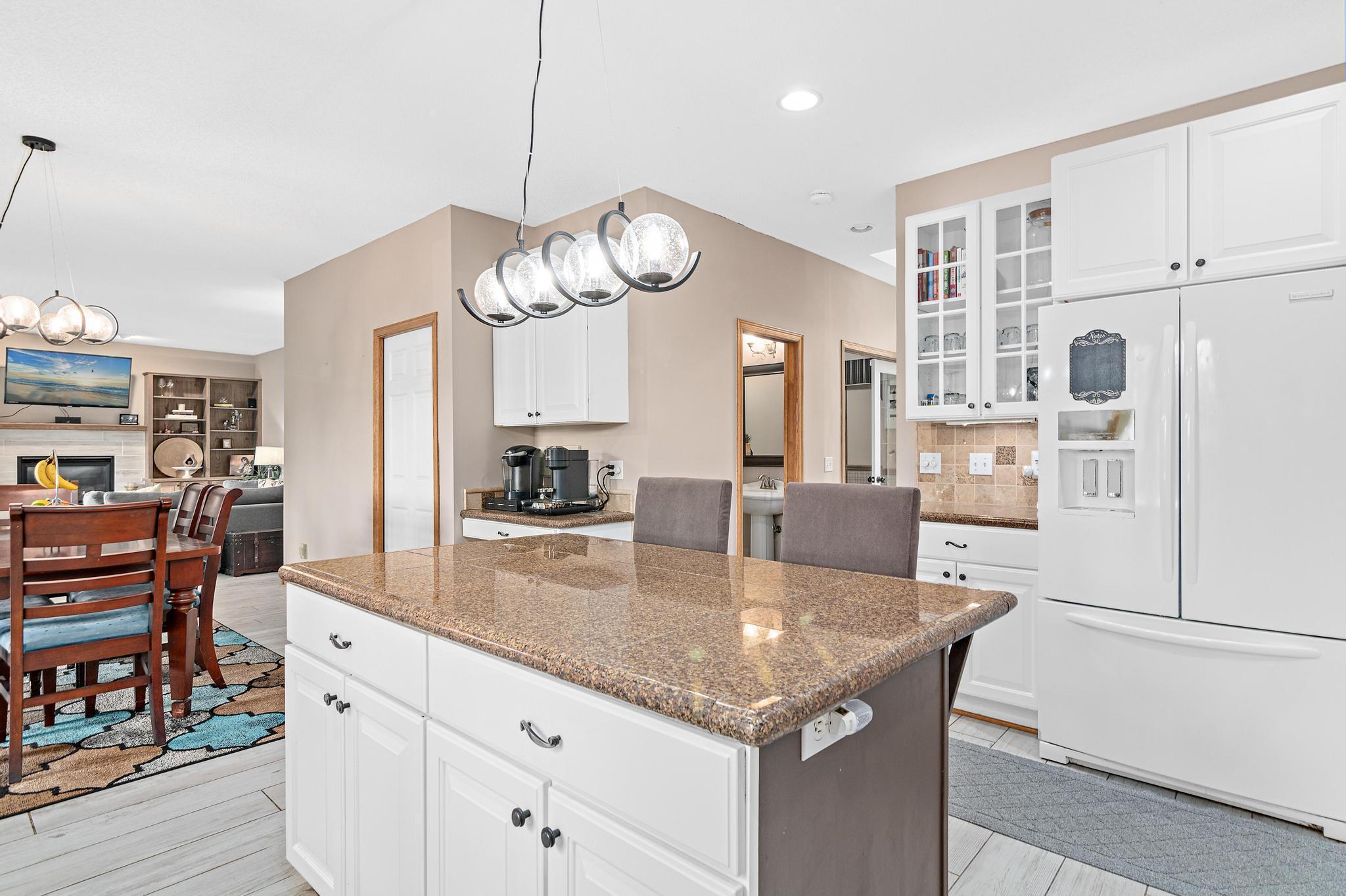 14217 Footbridge Way Apple Valley, MN 55124 - Photo 16 of 54