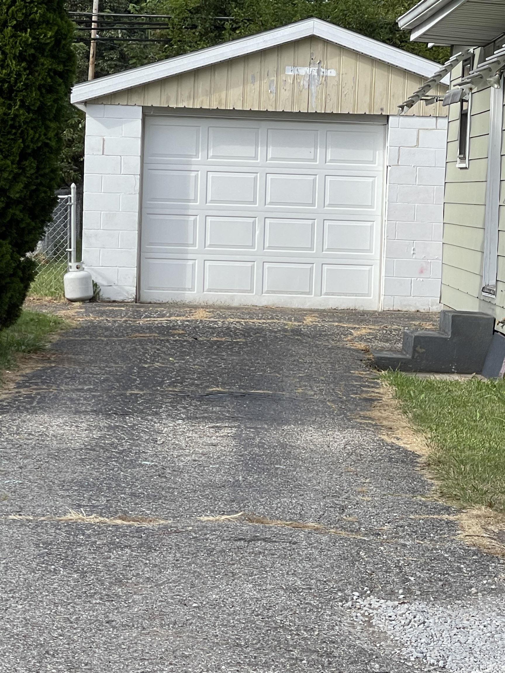 1105 West Mill Road Evansville, IN 47710 - Photo 20 of 20 Gallery Image 20