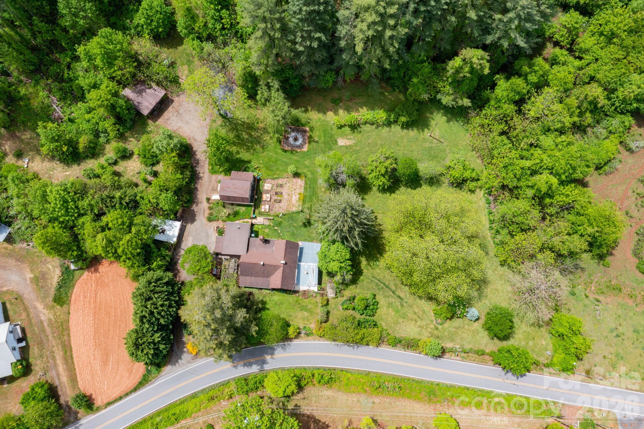 1492 Murray Road Canton, NC 28716 - Photo 43 of 45
