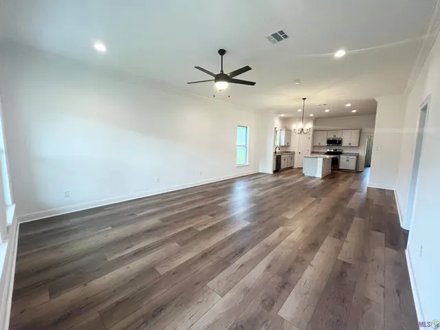 $283,720 | 42282 Blue Bay Drive, Ponchatoula, LA 70454