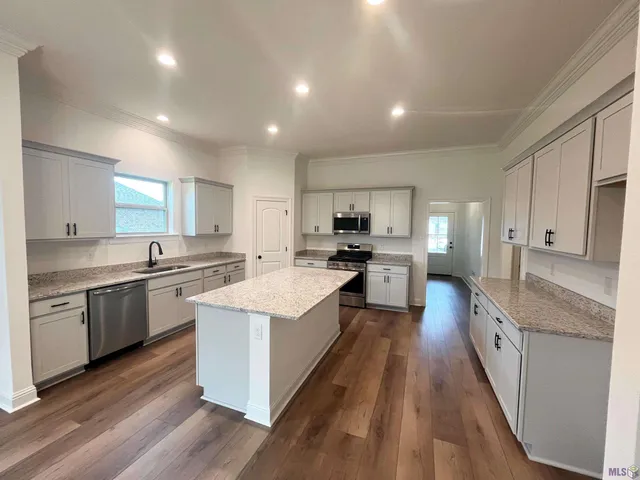 $283,720 | 42282 Blue Bay Drive, Ponchatoula, LA 70454