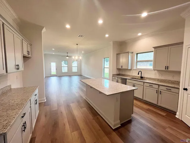 $283,720 | 42282 Blue Bay Drive, Ponchatoula, LA 70454