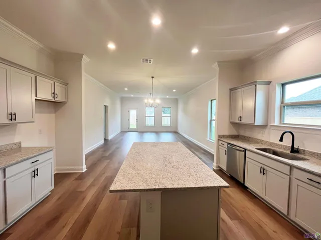 $283,720 | 42282 Blue Bay Drive, Ponchatoula, LA 70454