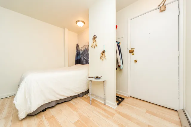 $150,000 | 2629 North Hampden Court, Unit 204, Chicago, IL 60614