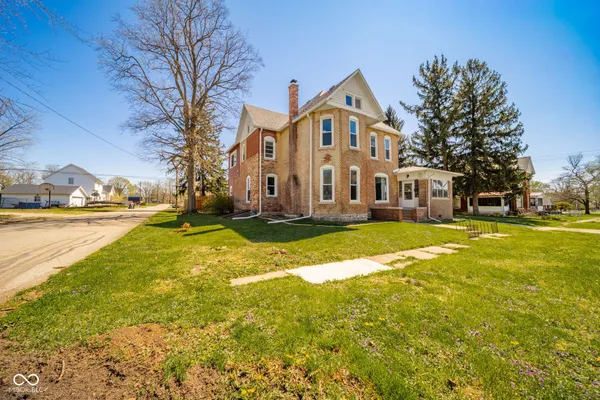 $355,000 | 149 North Dalton Avenue, Albany, IN 47320