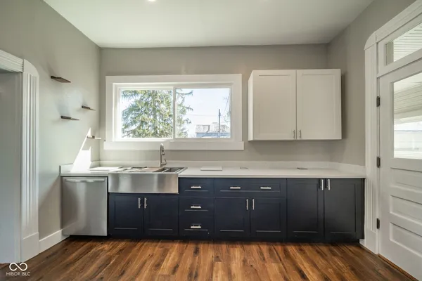 $355,000 | 149 North Dalton Avenue, Albany, IN 47320