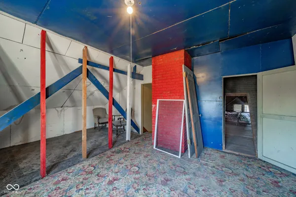 $355,000 | 149 North Dalton Avenue, Albany, IN 47320