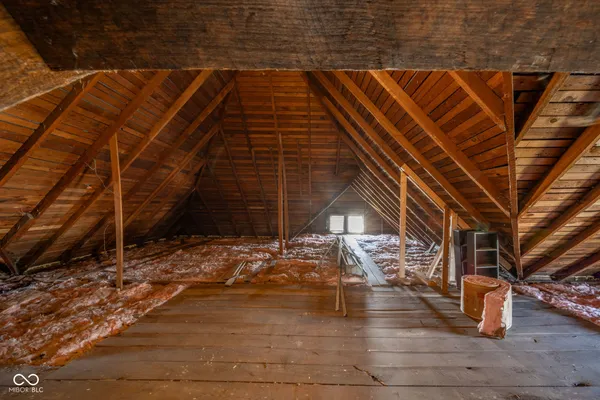 $355,000 | 149 North Dalton Avenue, Albany, IN 47320