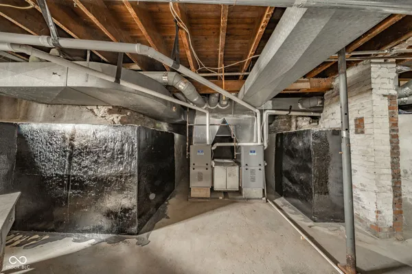 $355,000 | 149 North Dalton Avenue, Albany, IN 47320