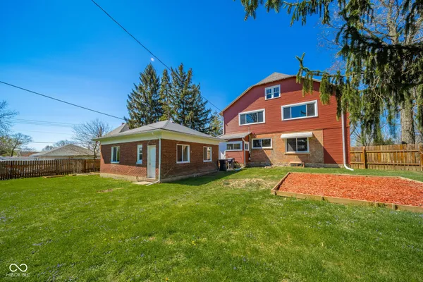 $355,000 | 149 North Dalton Avenue, Albany, IN 47320