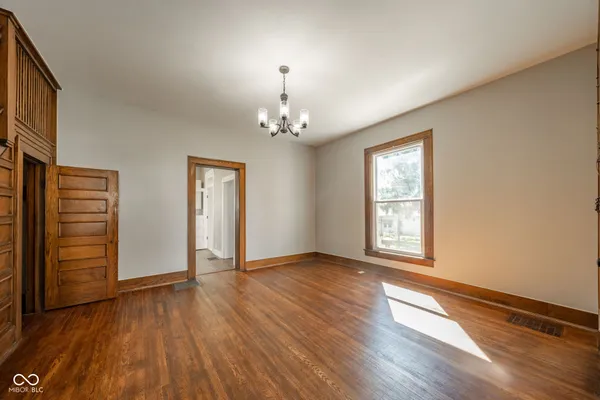 $355,000 | 149 North Dalton Avenue, Albany, IN 47320