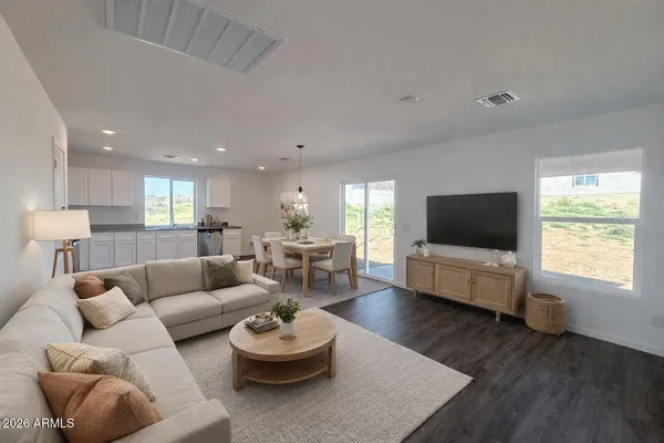 $1,750 | 20154 East Prickly Pear Drive, Mayer, AZ 86333