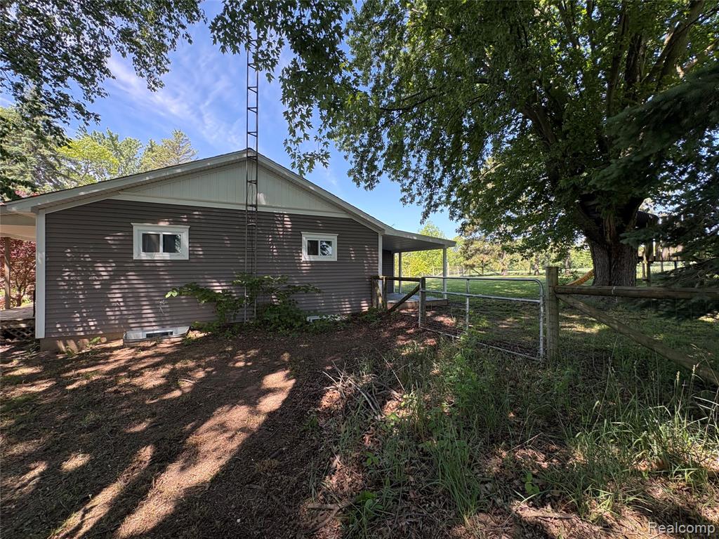 3355 East Braden Road Perry, MI 48872 - Photo 13 of 17
