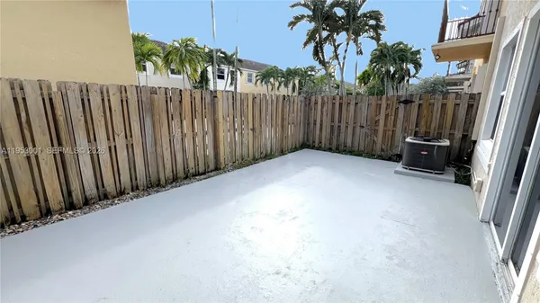 $3,600 | 14928 Southwest 40th Street, Unit 14929, Miami, FL 33185