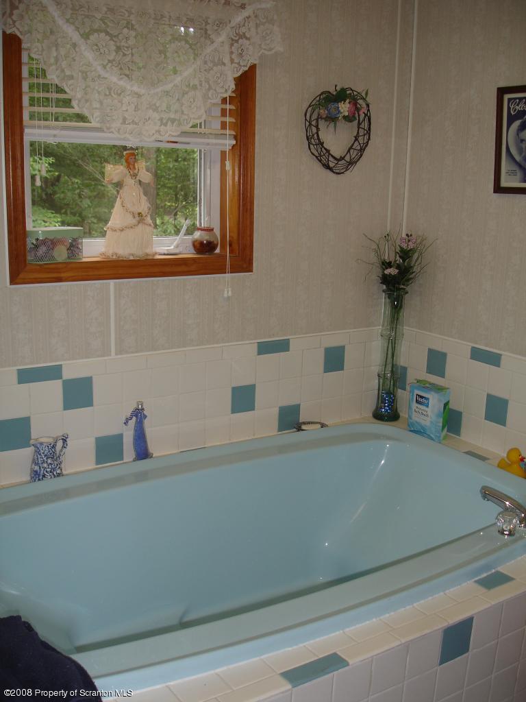 8 Edgehill Road Newfoundland, PA 18445 - Photo 31 of 43 Gallery Image 31