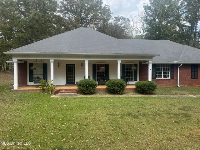$250,000 | 1514 West Flowers Road, Terry, MS 39170