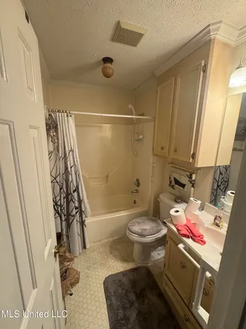 $250,000 | 1514 West Flowers Road, Terry, MS 39170