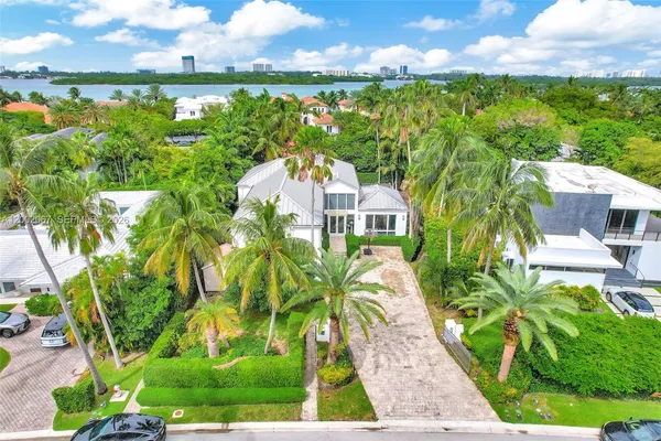 $40,000 | 145 Biscay Drive, Bal Harbour, FL 33154