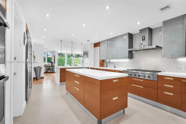 $40,000 | 145 Biscay Drive, Bal Harbour, FL 33154