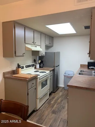 $259,000 | 7502 East Carefree Drive, Unit 204, Carefree, AZ 85331