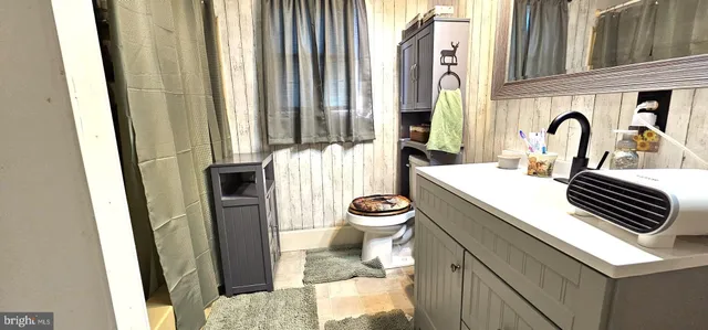 $260,000 | 27351 Phoenix Church Road, Crisfield, MD 21817