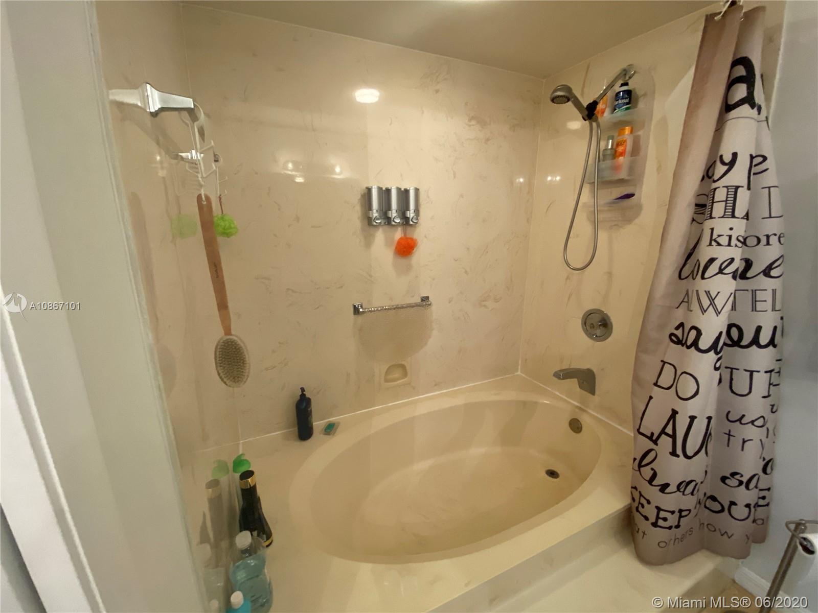 8547 Ardoch Road Miami Lakes, FL 33016 - Photo 23 of 41 Gallery Image 23