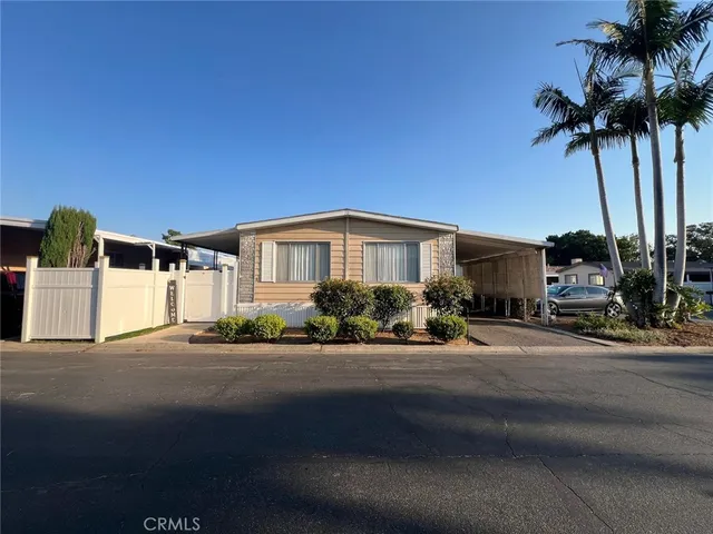 $189,999 | 201 West Collins Avenue, Unit 40, Orange, CA 92867