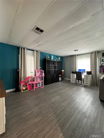 $189,999 | 201 West Collins Avenue, Unit 40, Orange, CA 92867