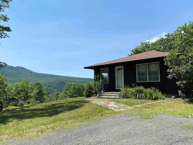 114 Park 10 Road Newbury, NH 03255 - Photo 8 of 30 Gallery Image 8
