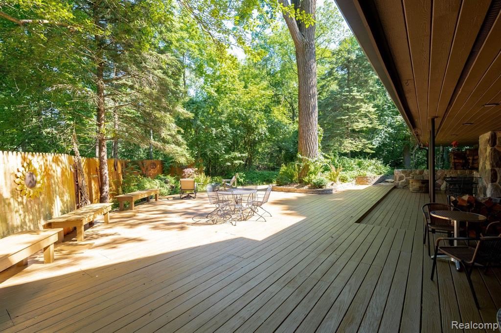 1375 Dutton Road Rochester Hills, MI 48306 - Photo 8 of 55