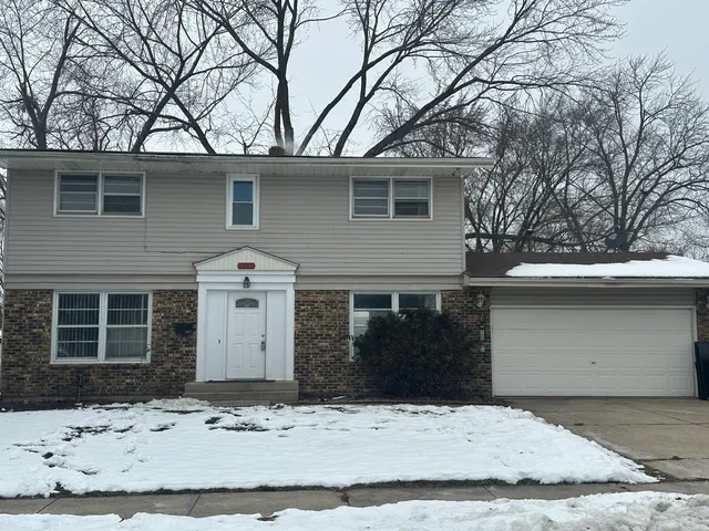 $340,000 | 1421 Heather Drive, Aurora, IL 60506