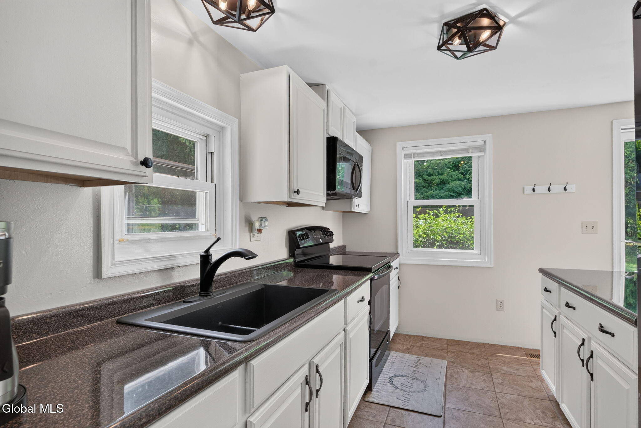 32 Tabor Road Halfmoon, NY 12118 - Photo 10 of 36 2-web-or-mls-32-tabor-rd
