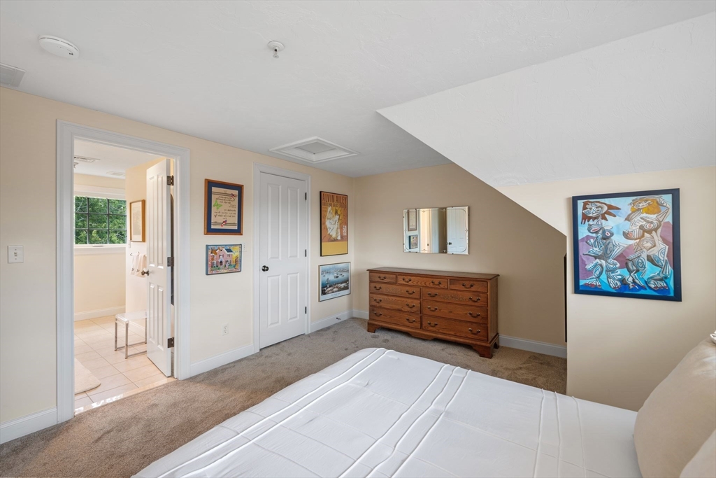 6 Essex Road, Unit 15 Ipswich, MA 01938 - Photo 33 of 40